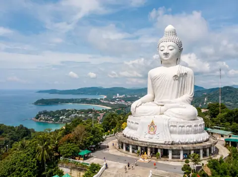 De Big Buddha boven Kata en Karon, Phuket